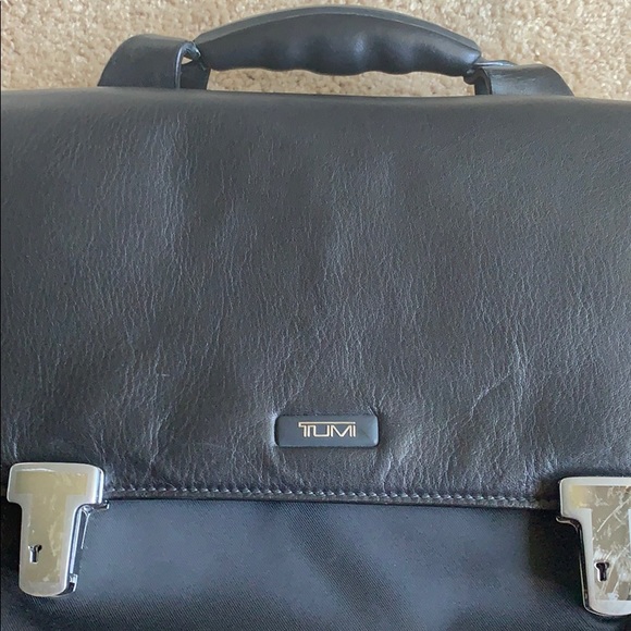 Tumi Leather Briefcase - Picture 2 of 8